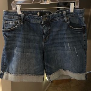 Kut from the Kloth 14W Denim Shorts